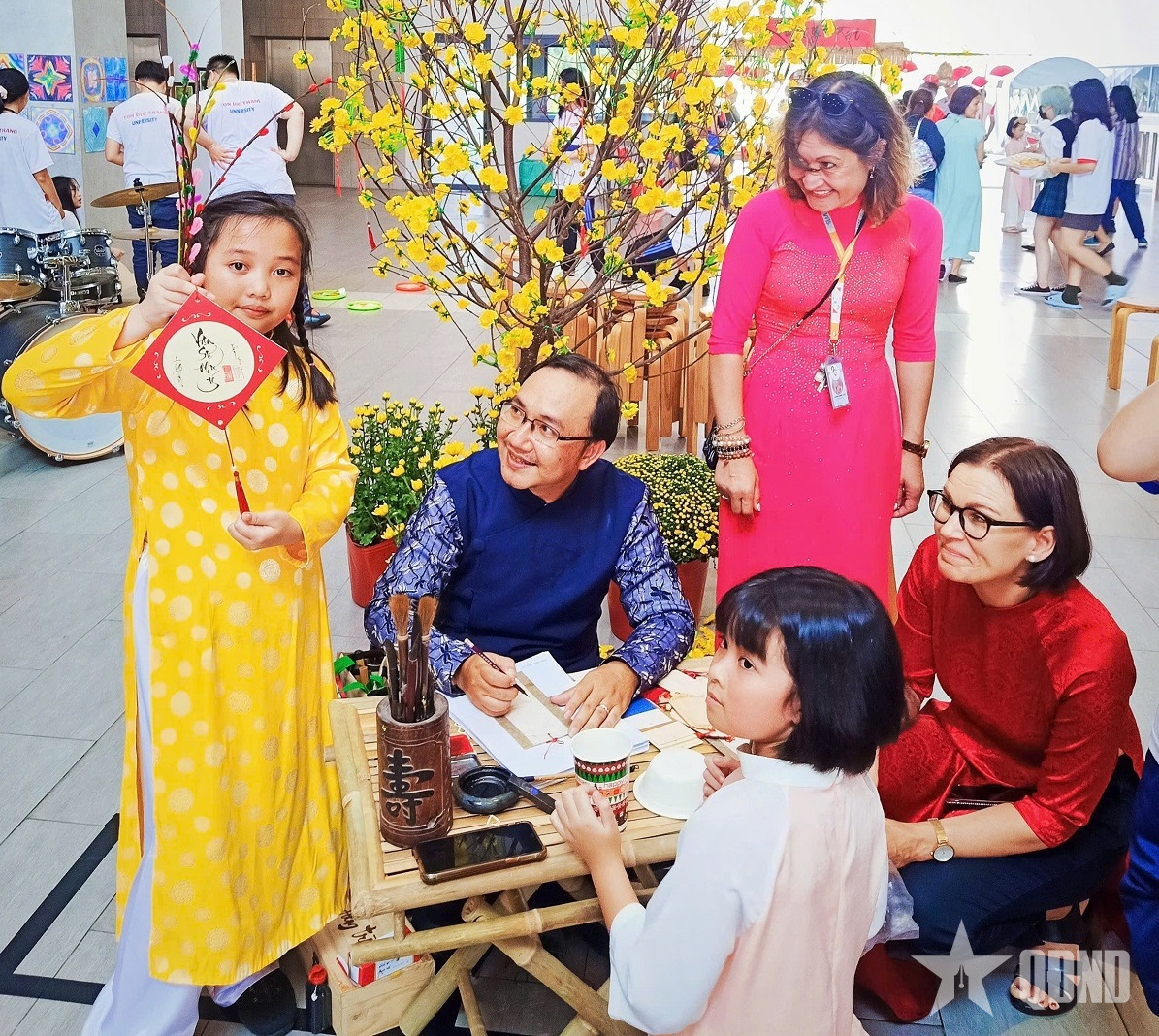 Giữ gìn truyền thống Tết xưa trong văn hóa đô thị